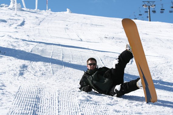 Anfänger oder Profi, Piste oder Tiefschnee: bei Snowboards ist die Auswahl groß.