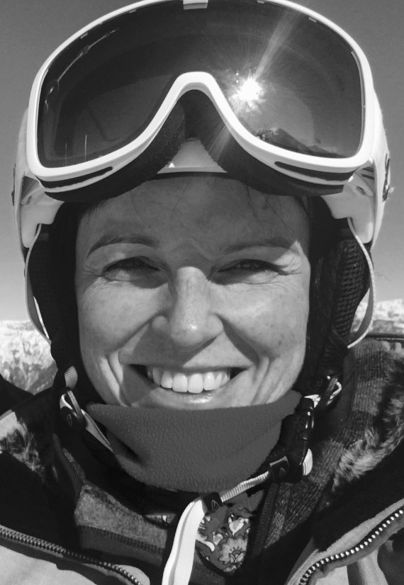 Ulrike Howson, Head of Human Resources at Blue Tomato, also often takes to the piste in the winter.
