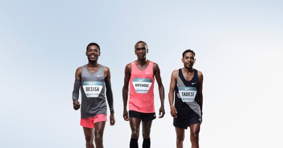 Nike baut rund um die drei Athleten ein eigenes Team zur Trainingssteuerung zusammen.