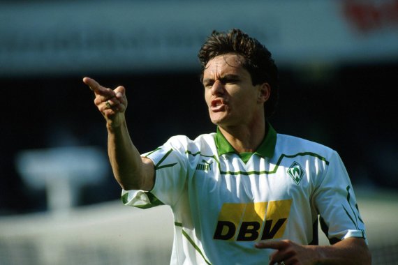 Als Spieler wurde Wynton Rufer mit Werder Bremen Deutscher Meister und DFB-Pokal-Sieger.