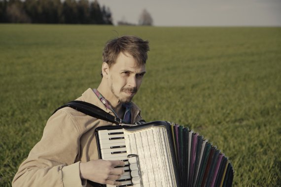 Maxi Pongratz with his accordion 