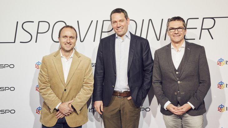 Martin Riebel (Geschäftsführer Deuter), Felix Geiger (Geschäftsführer Schöffel) und Christophe Weissenberger (CEO UVEX SPORTS)