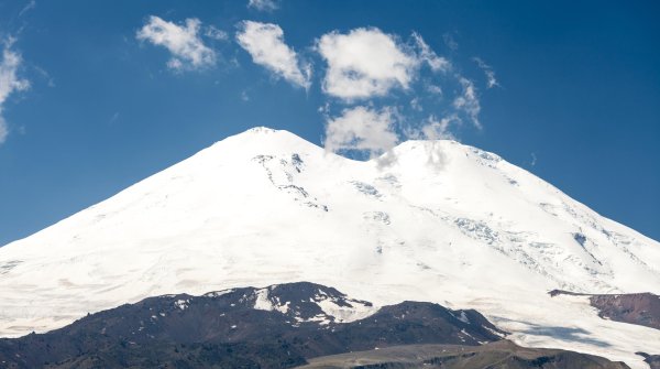 Elbrus: Das Dach Europas an der Grenze zu Asien 