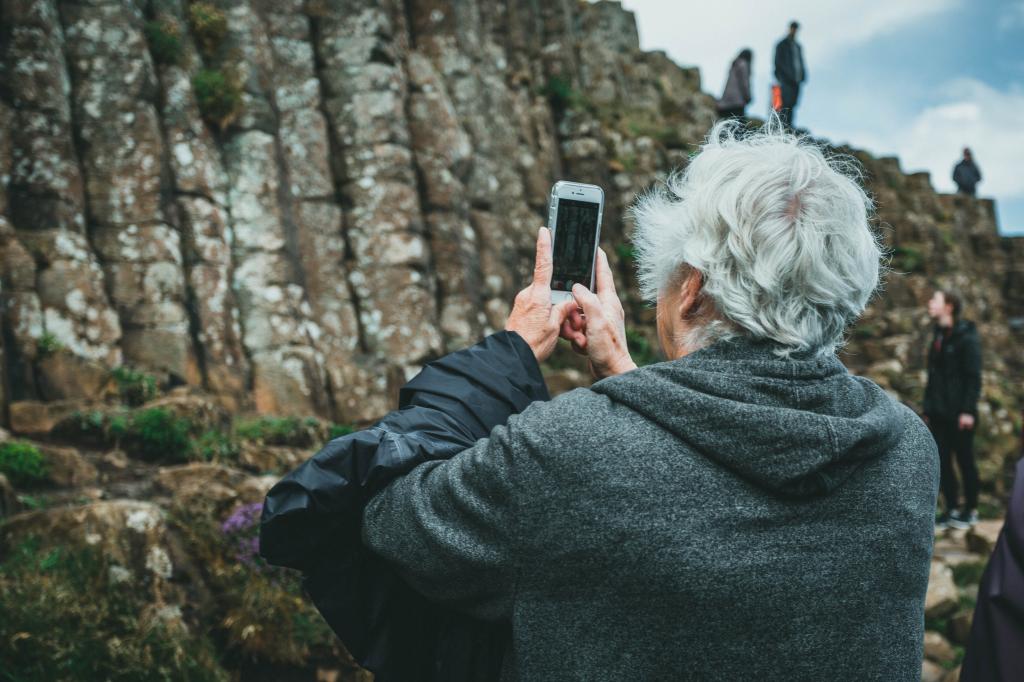 Between retirement home and TikTok fame: How "Granfluencers" are shaking up social media