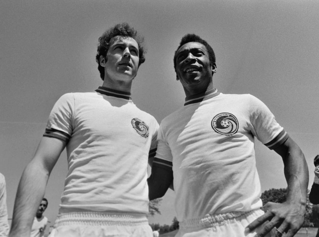 7 stars tell how Pelé inspired them