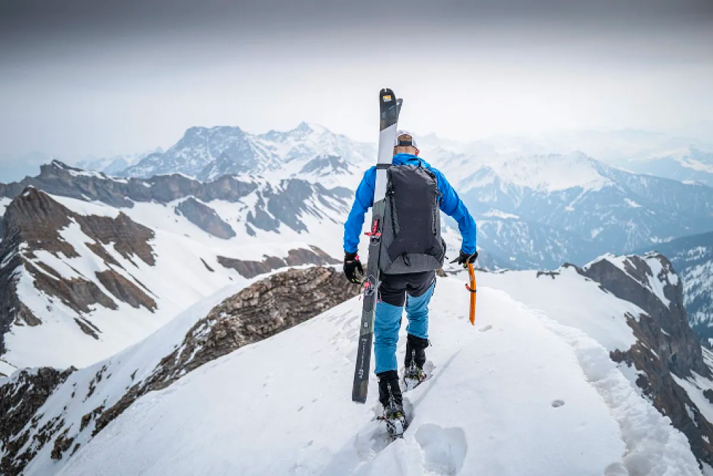 How to choose the right ski touring binding