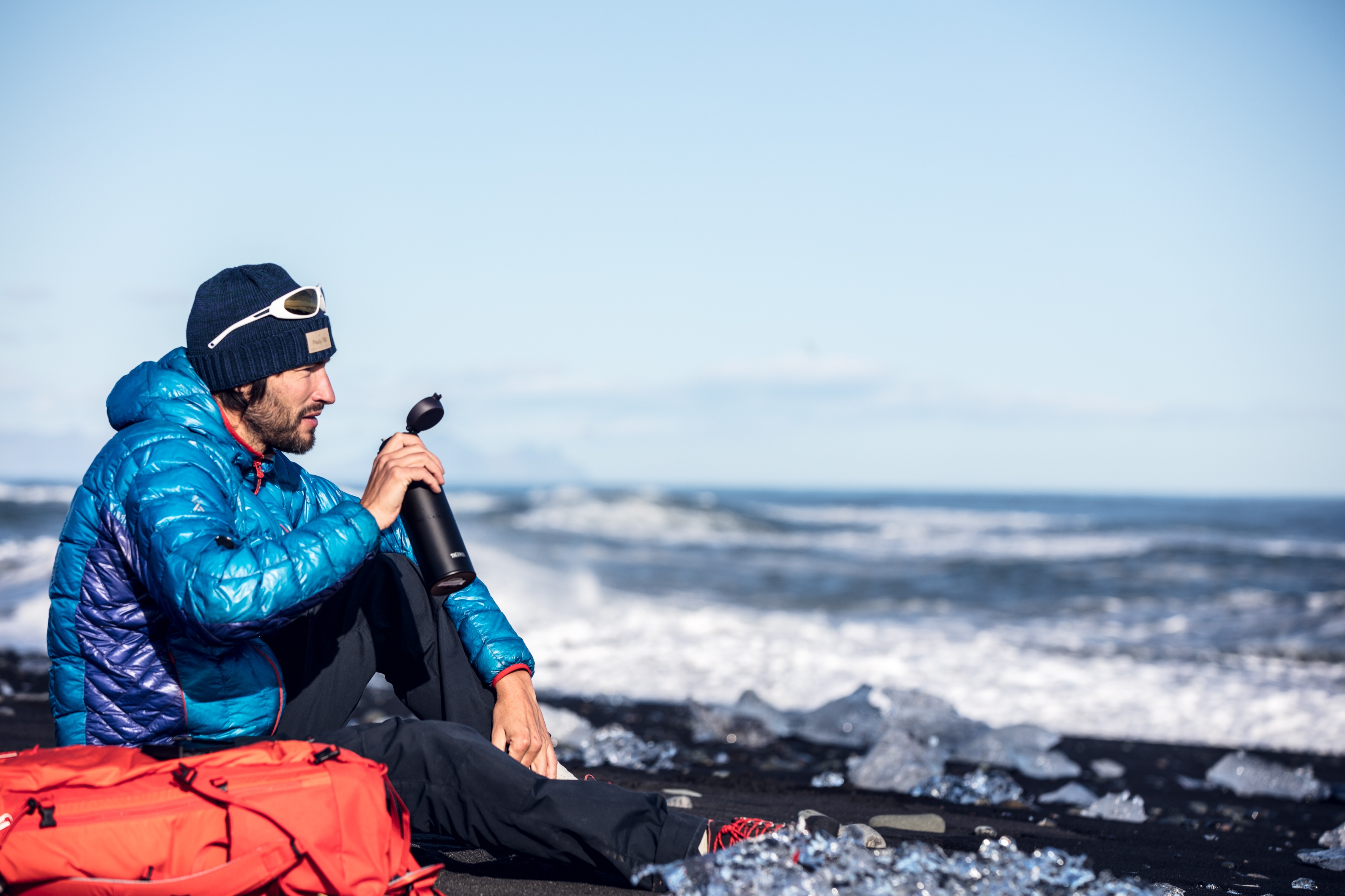 Thermos drink containers are the perfect companions for outdoor fans