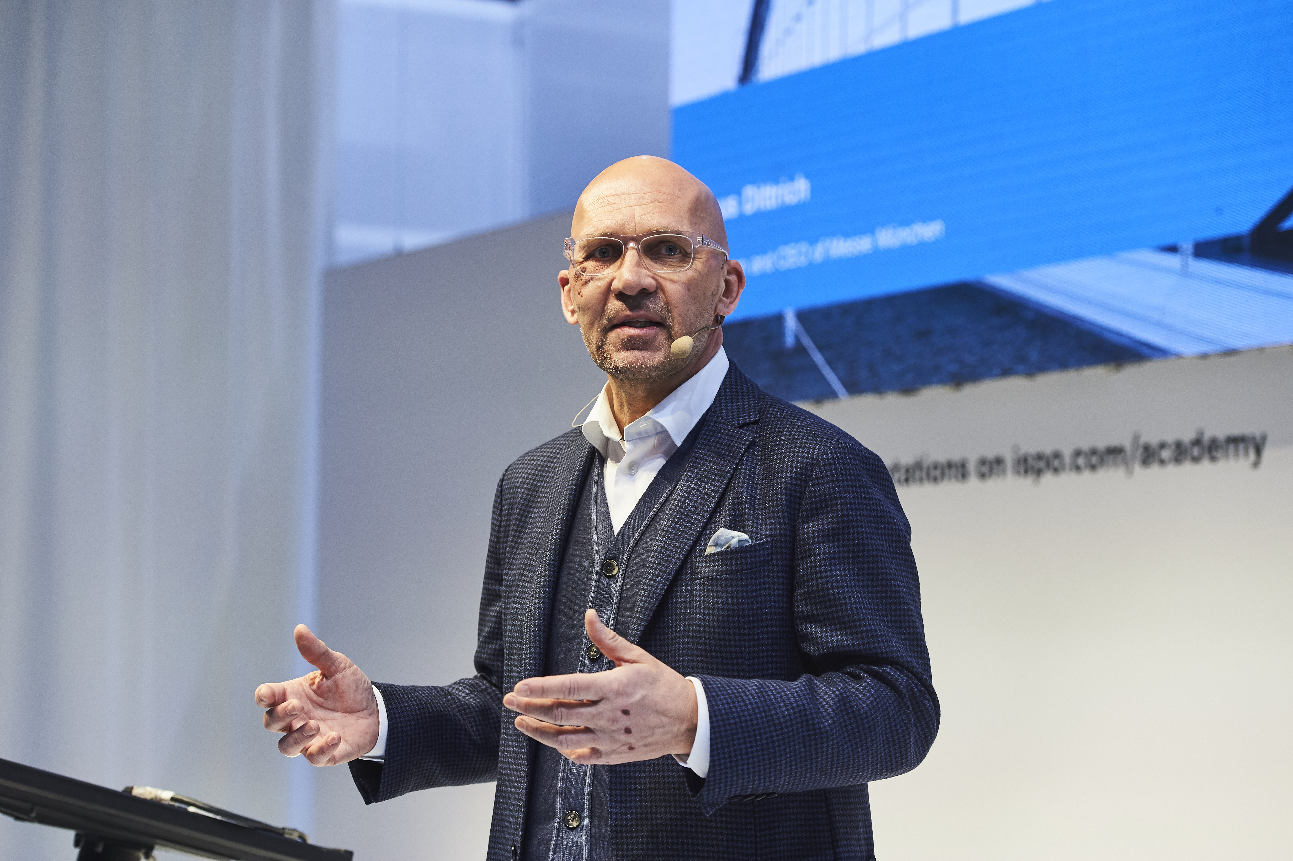 Klaus Dittrich ist Vorsitzender der Geschäftsführung der Messe München. Klaus Dittrich ist Vorsitzender der Geschäftsführung der Messe München.