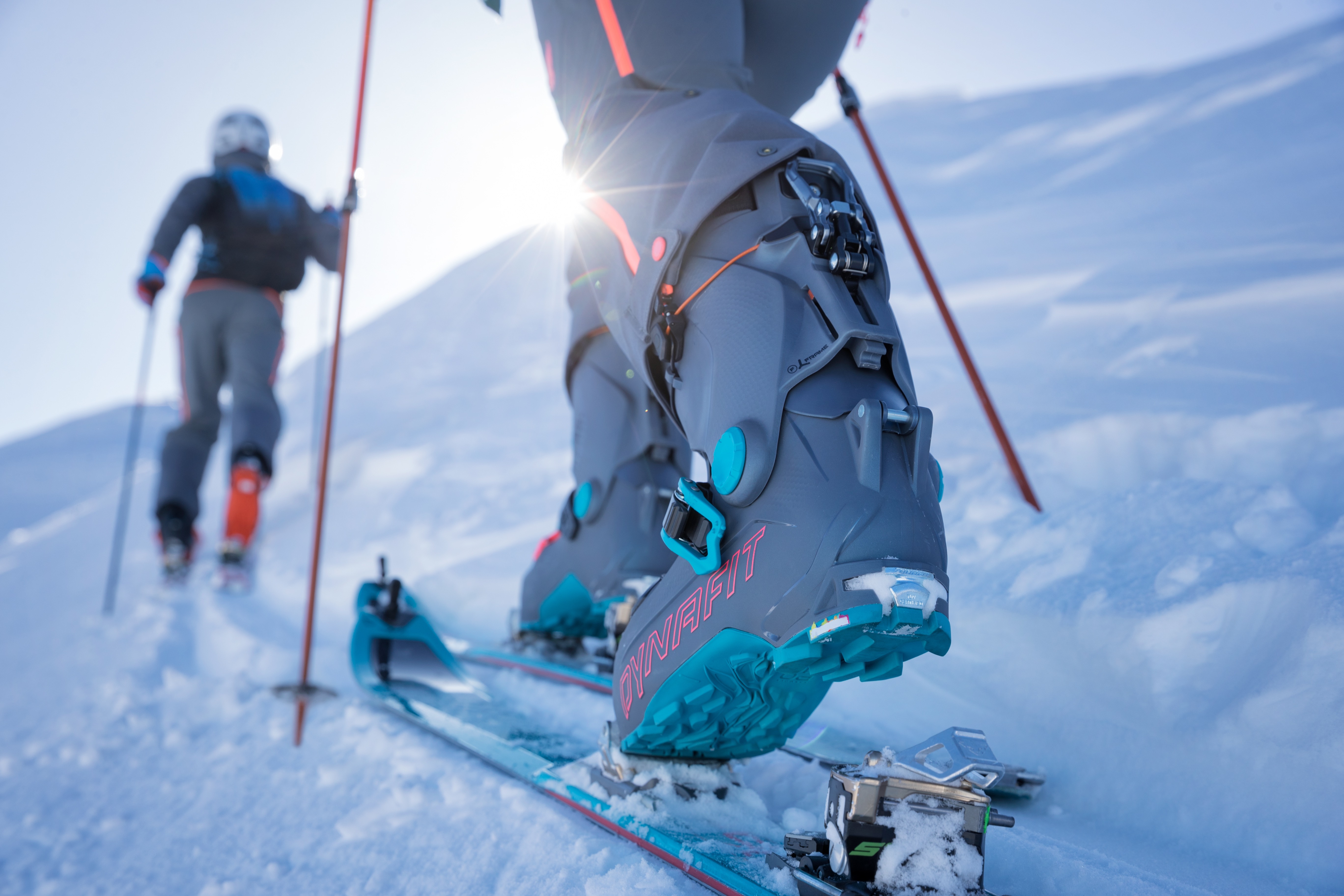 Ces fixations de ski rendent la randonnée à ski plus confortable