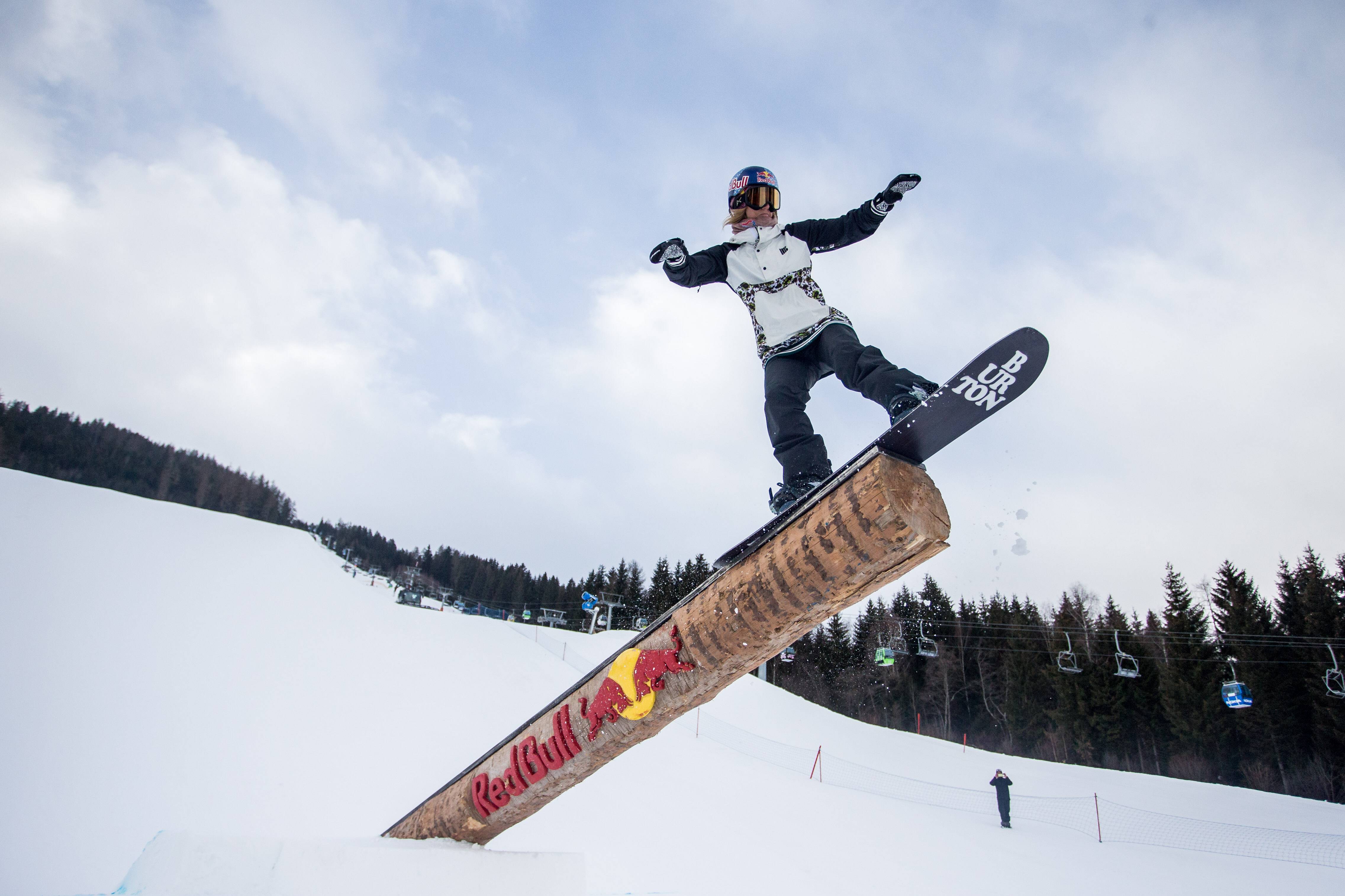 The 10 Most Entertaining Snowboard Instagram Accounts