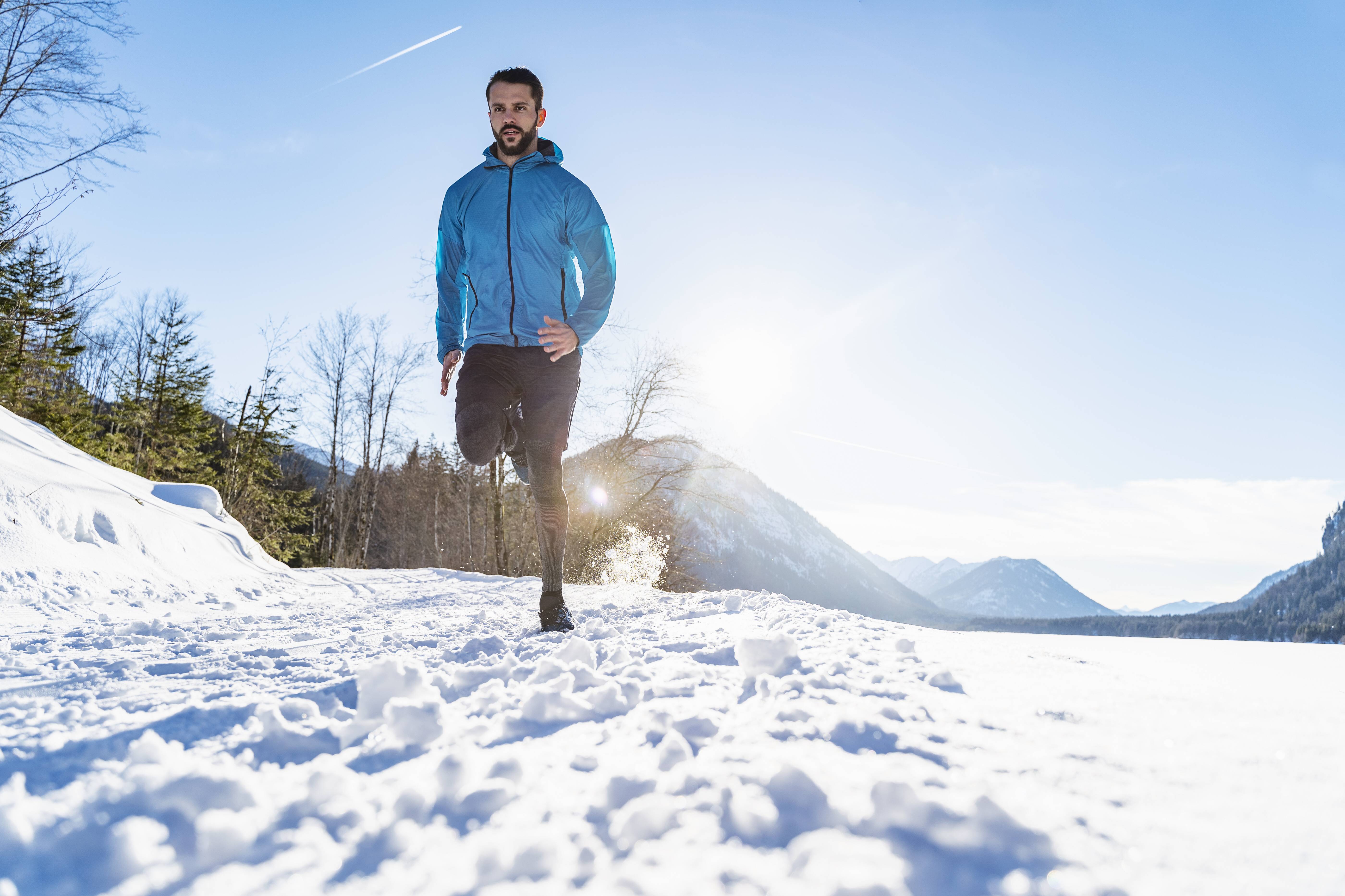 Laufen im Winter: Tipps vom Running-Experten Volker Haußmann
