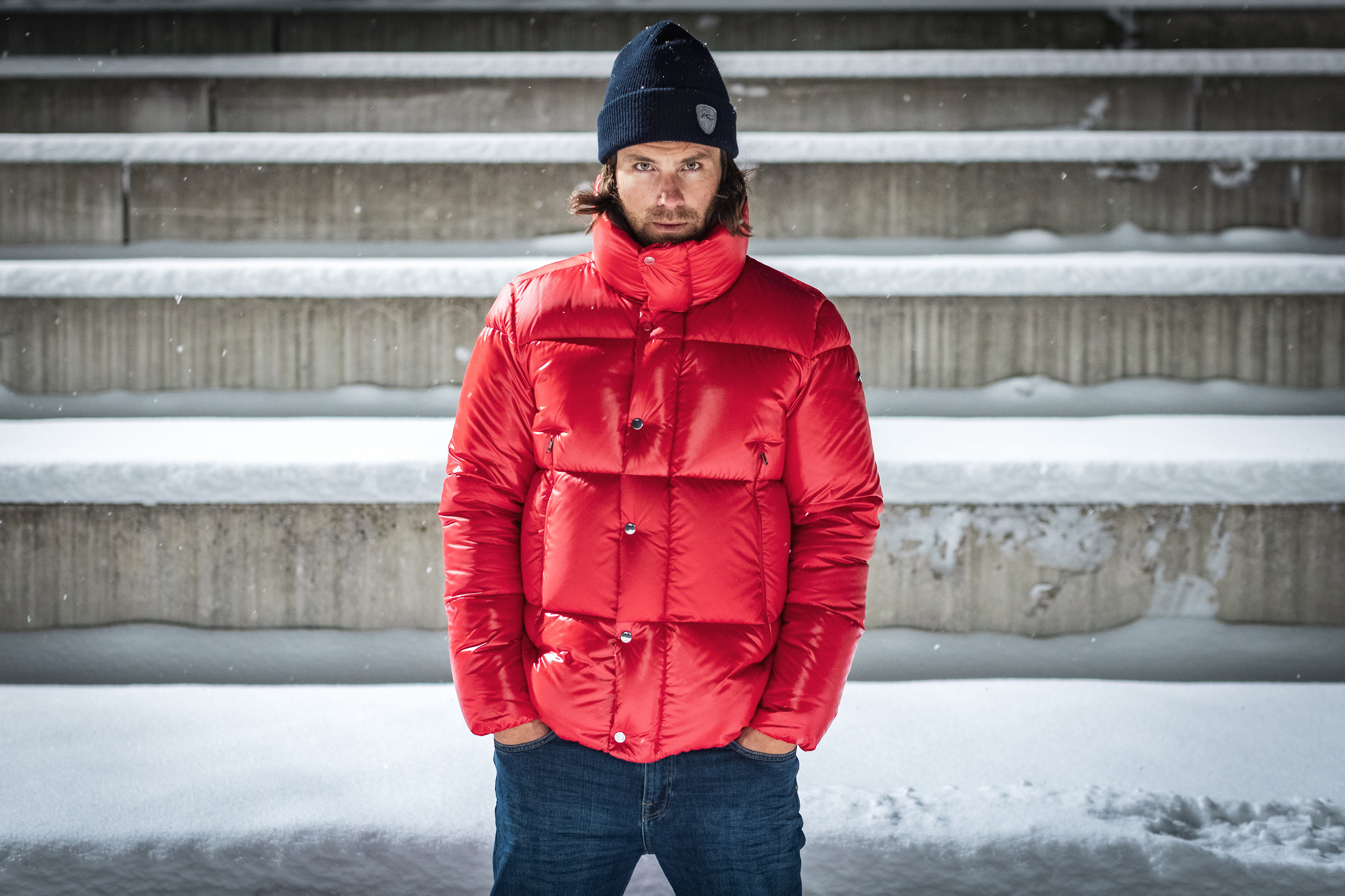 Kjus kommt aus dem Skisport und fokussiert sich auf innovative, leistungsstarke Ski-, Golf- und Lifestyle-Produkte Kjus kommt aus dem Skisport und fokussiert sich auf innovative, leistungsstarke Ski-, Golf- und Lifestyle-Produkte
