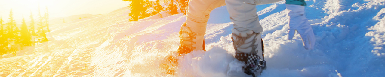 Snowboarder in deep snow Snowboarder in deep snow