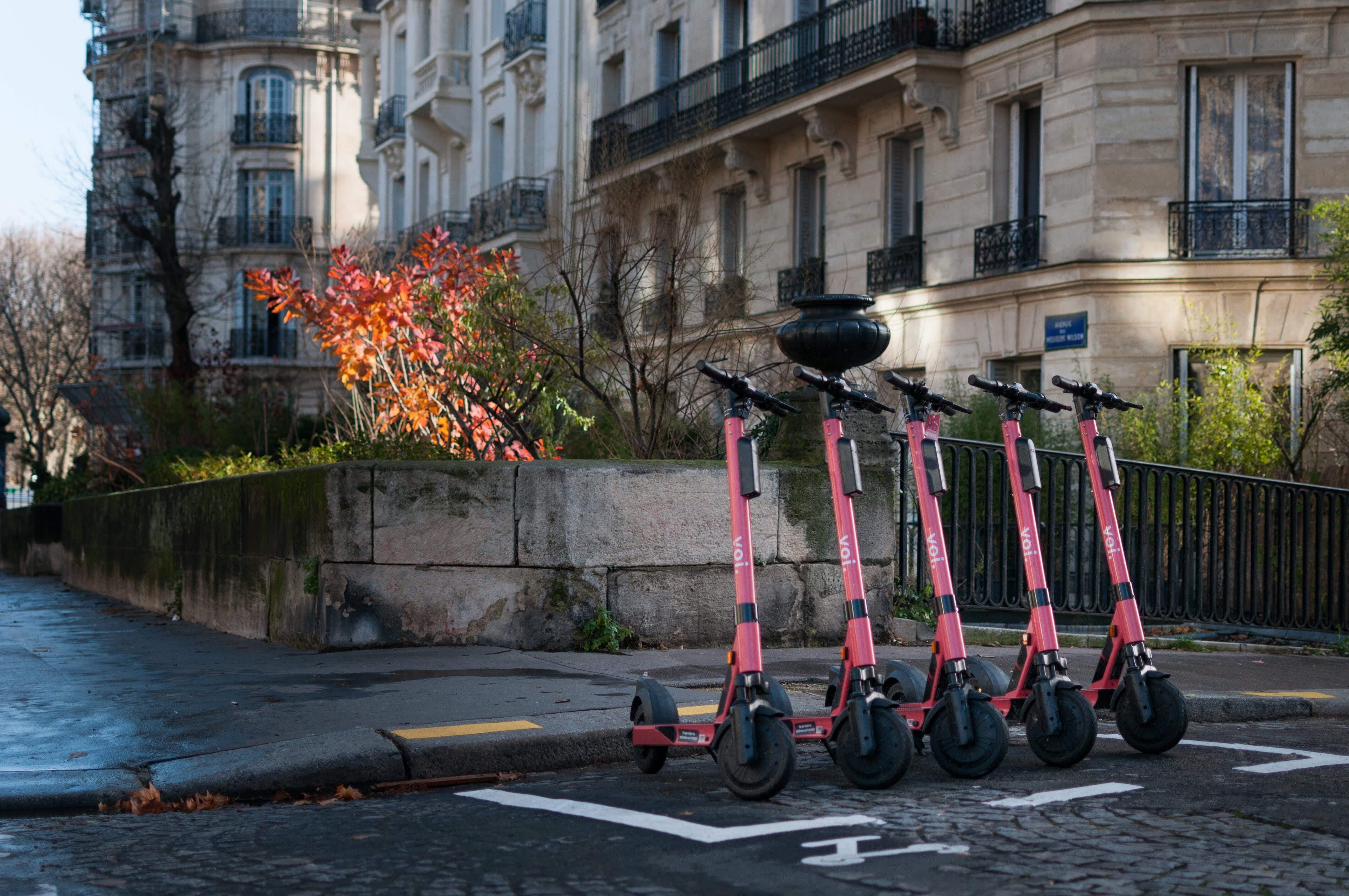 The 7 Apps and Electric Scooters |