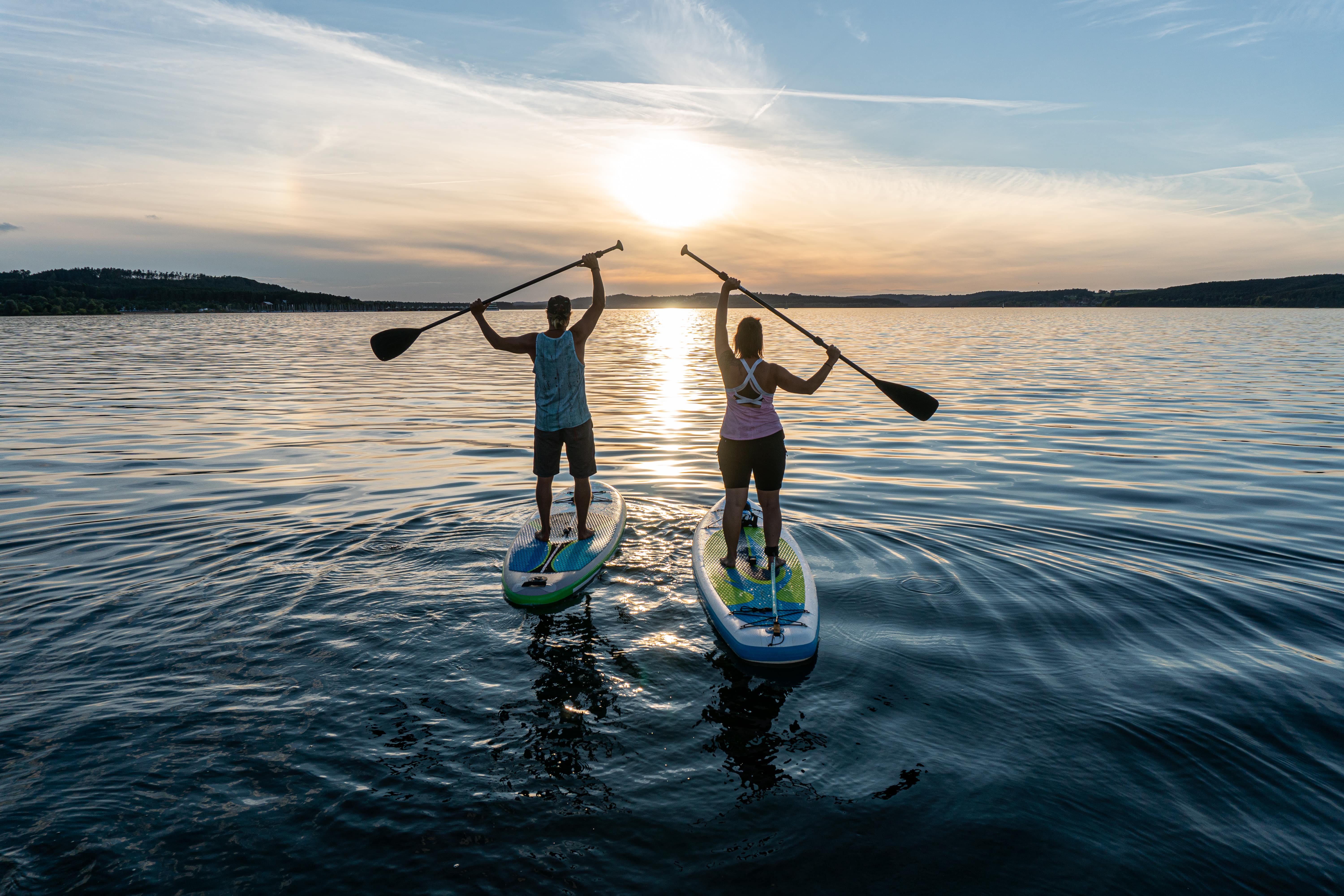SUP and Canoe: 5 Hot Trends in Water Sports