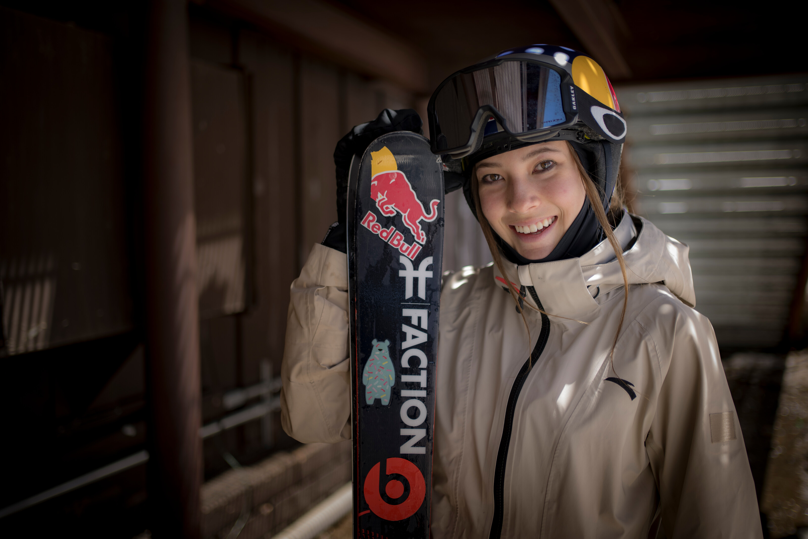 eileen gu skiing