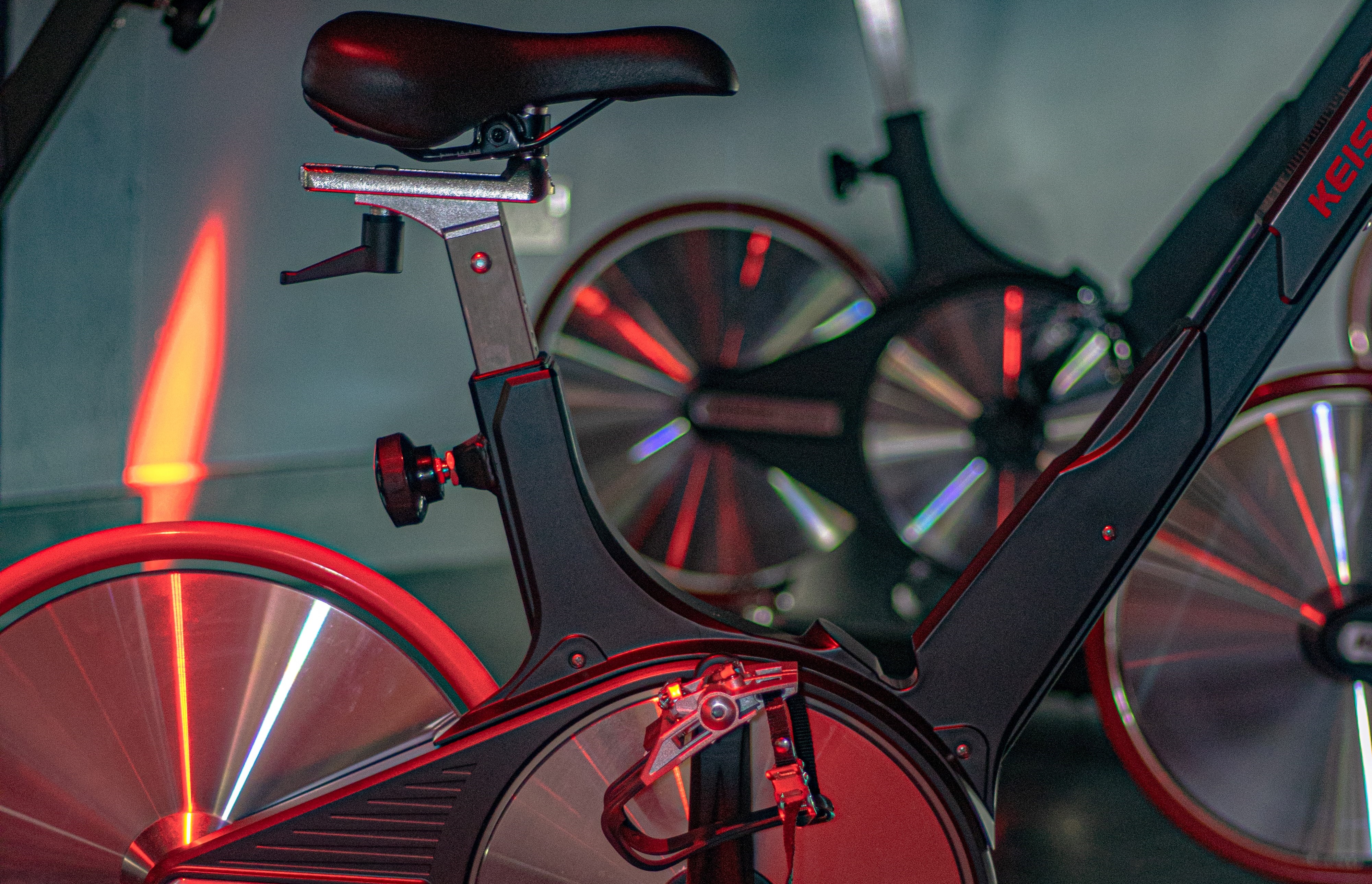 Spinning - Fit through Indoor Cycling