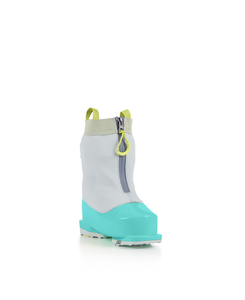 Fischer ONE & TWO: New Children's Ski Boots