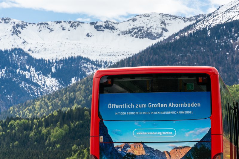 Mit dem Bergsteigerbus zum Berg – das geht in immer mehr Regionen Bergsteigerbus