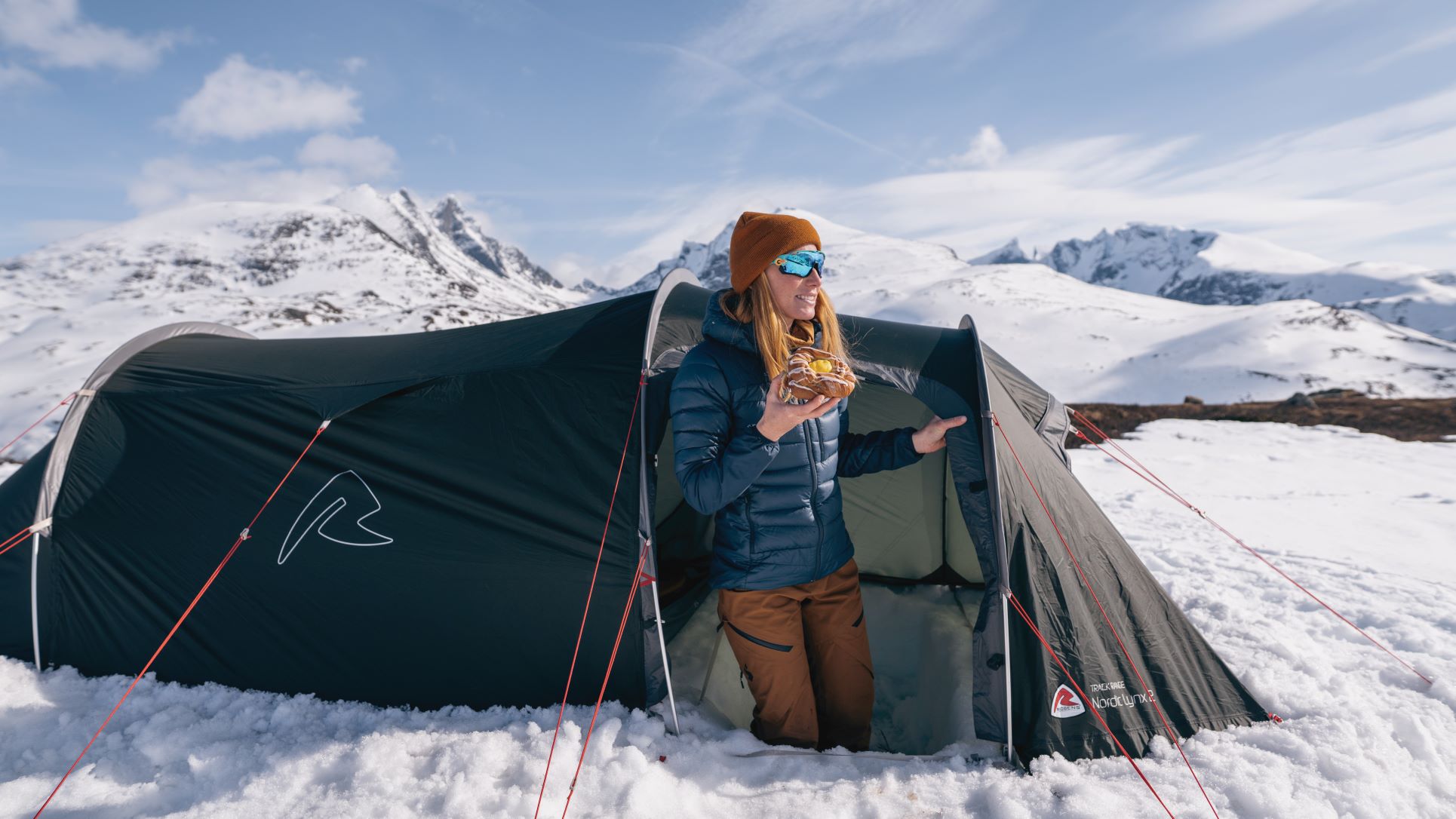 Winner of the ISPO Award: The Nordic Lynx 2 tunnel tent by Robens.