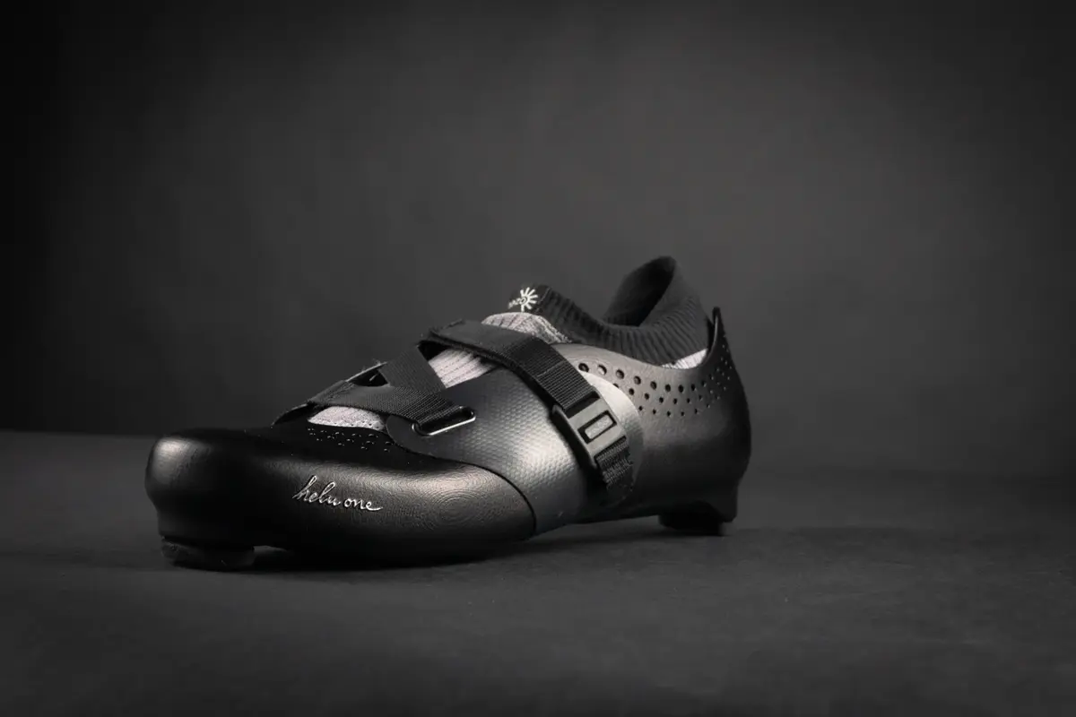 Magnetic mtb top shoes