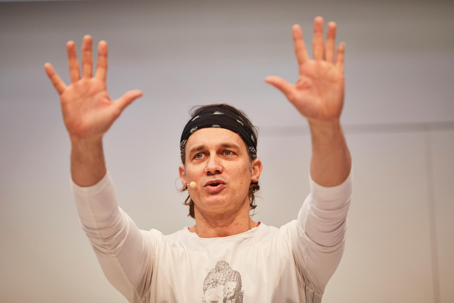 mb-Ralf-Bauer-6 Ralf Bauer präsentiert sein Tibetisches Yoga