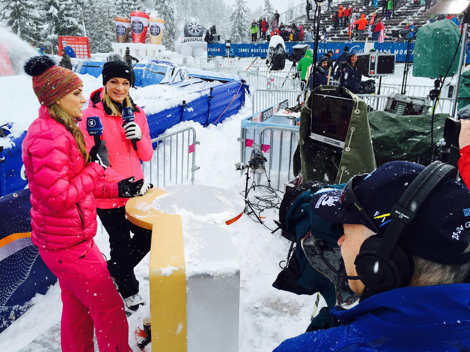 mb-Riesch-ARD-2 Sieht aus wie früher, nur ist es ganz anders: Höfl-Riesch kommt nicht mehr nur zum Interview vor die ARD-Kamera sondern ist die Expertin an der Seite von Moderatorin Julia Scharf.