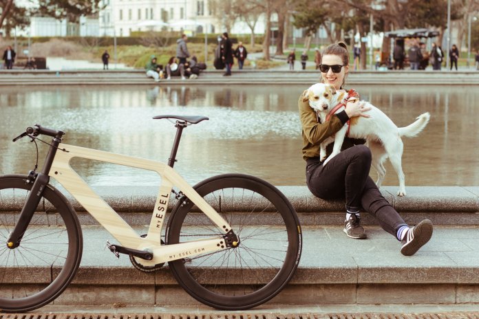 This Is Why Wood Is The Ideal Material For A Bicycle