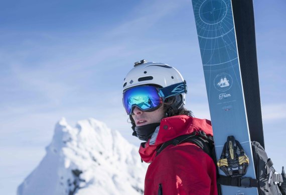 Tarjei Aasen with Sweet-Protection-helmet and -jacket. 