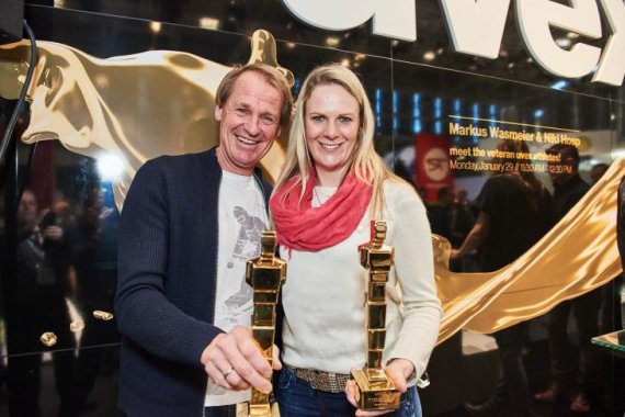 Awarded the "Proud People Award 2018": Nicole Hosp and Markus Wasmeier celebrate their long-standing partnership with Uvex. Awarded the "Proud People Award 2018": Nicole Hosp and Markus Wasmeier celebrate their long-standing partnership with Uvex.