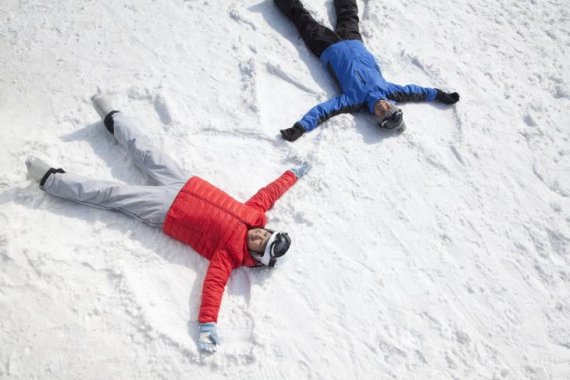 Isolierung ist ein wesentlicher Bestandteil der Accessoires und Bekleidung für den Wintersportmarkt.