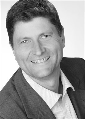 Author Gunther Schnatmann (53) is a trained journalist (e.g. FOCUS) and has been working as a personnel consultant, application coach and media trainer in Munich for over 15 years.