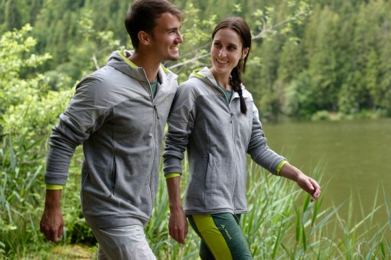 100% Eco: The thermofleece mid layer from Vaude is made from biodegradable microparticles. 100% Eco: The thermofleece mid layer from Vaude is made from biodegradable microparticles.