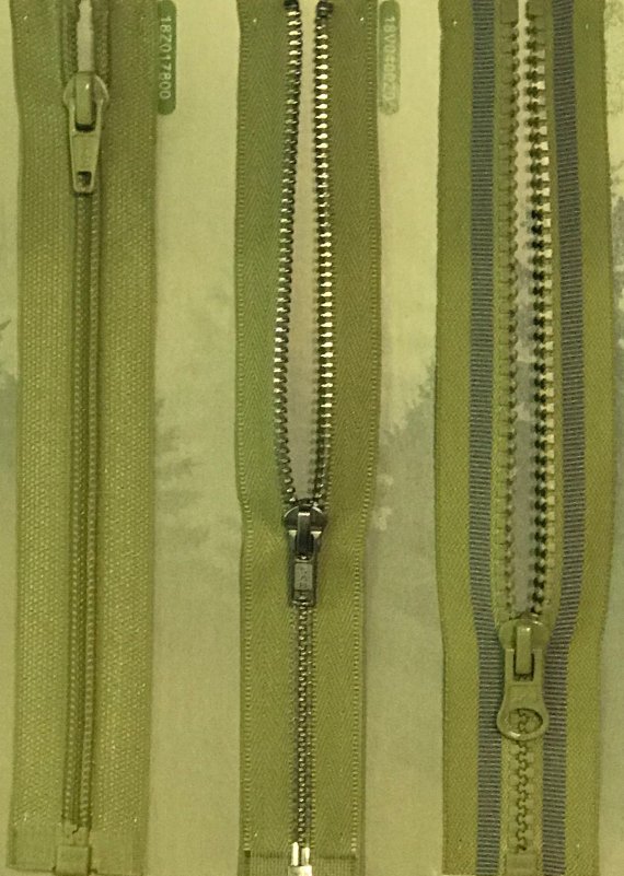 Recycled polyester zippers from post consumer plastic bottles