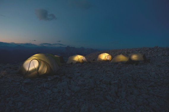 Pures Expeditionsambiente im SALEWA Get Vertical Camp 