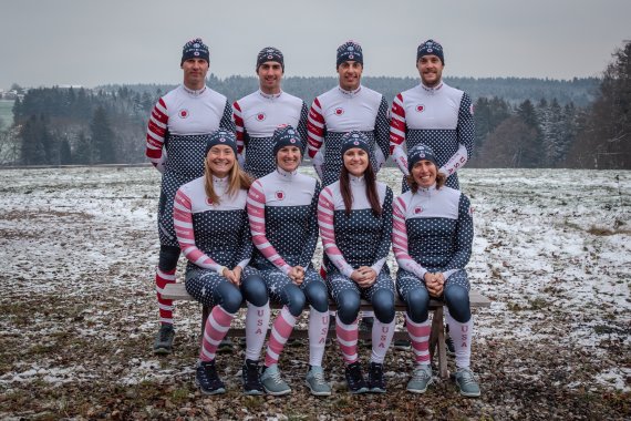 Das Biathlon-Weltcup-Team der USA im neuen Maloja-Rennanzug.