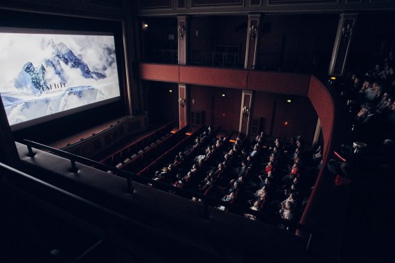 Credit: Messe München GmbH Am Filmtheater Sendlinger Tor gab es die Premiere der Adventure Tour zu sehen.