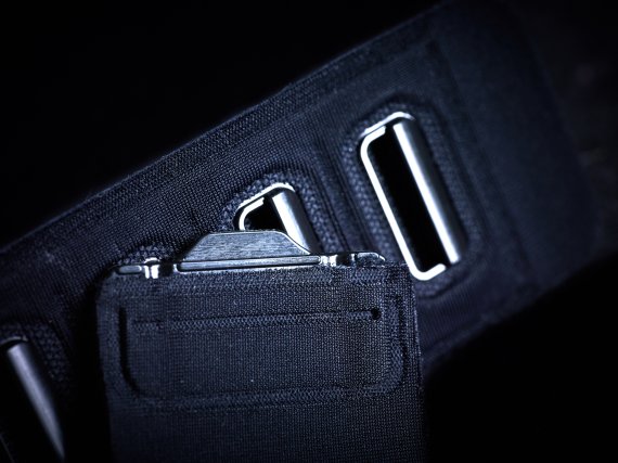 Credit: Fildan The OFF-HEY is a universal and comfortable fastener that eliminates the need for many multiple hooks on sports bra closures.