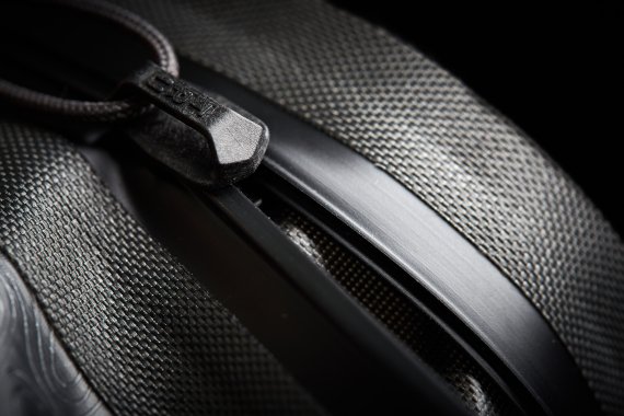 TRU® Zip is the first waterproof, dustproof, silent, sliding, toothless zipper assembly