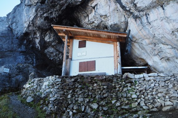 Eine der kleinsten Hütten der Alpen: die Breitenkopfhütte Eine der kleinsten Hütten der Alpen: die Breitenkopfhütte