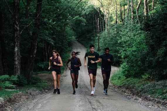 Tracksmith: Hochwertige Laufkultur, auch für Amateure.