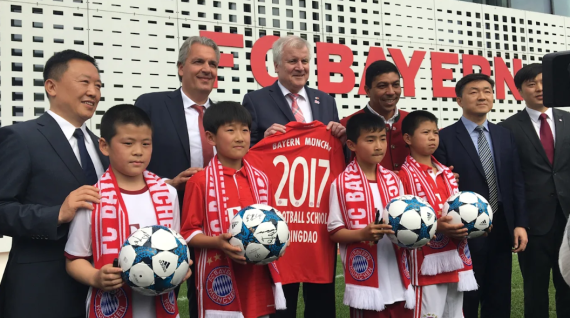 Für 20 junge Fußballer aus China erfüllte sich ein großer Traum in München.