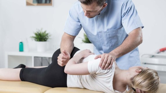 Den richtigen Physiotherapeuten für Ihre Physiotherapie erkennen Sie häufig schon direkt beim ersten Kontakt und nicht erst bei der Behandlung