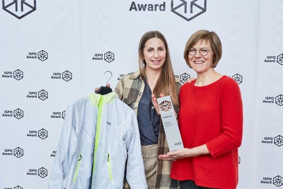 GORE Wear with Product of the Year Award