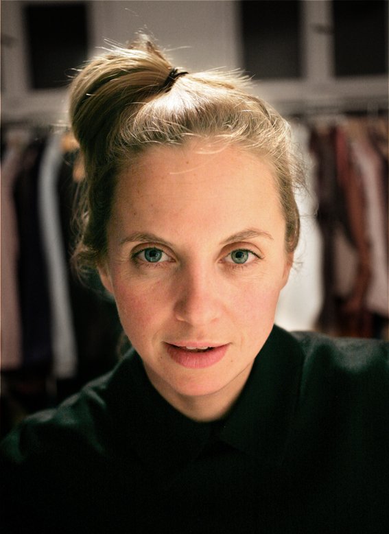 Miriam van der Ham is the founder of mvdham. Miriam van der Ham is the founder of mvdham.