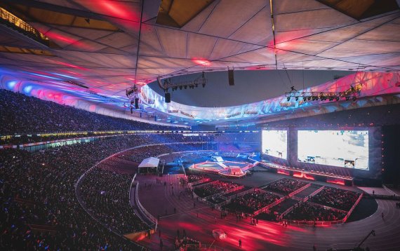 Volle Arena der League of Legends World Finals