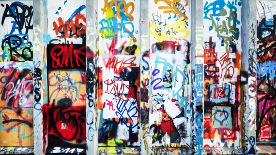 Trends Herbst/Winter 2022/23 - DISRUPTION Trends Herbst/Winter 2022/23 - DISRUPTION