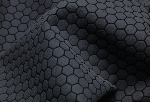 Protektion schwarzer Stoff mit 3D Beschichtung
