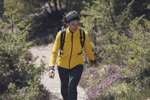 Frau beim Wandern Frau beim Wandern