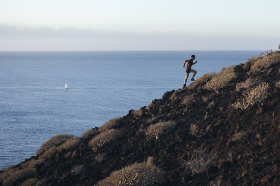 Trailrunning Trailrunning auf einem Berganstieg